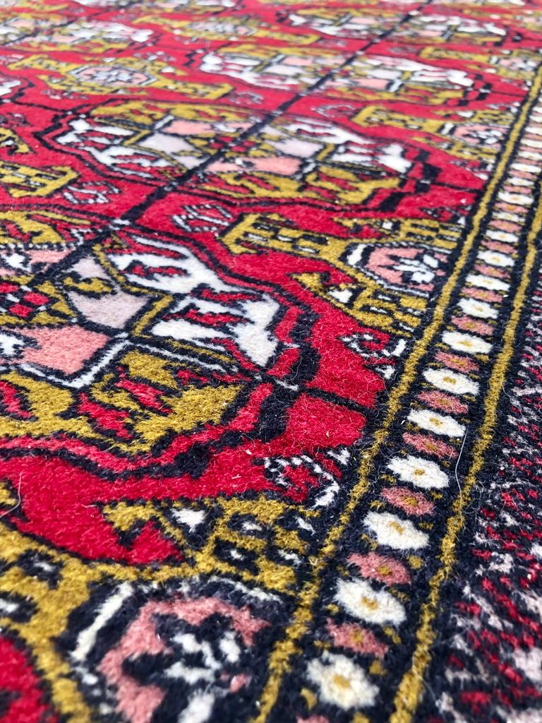 Tapis Pakistanais fait main - 160m x 260cm