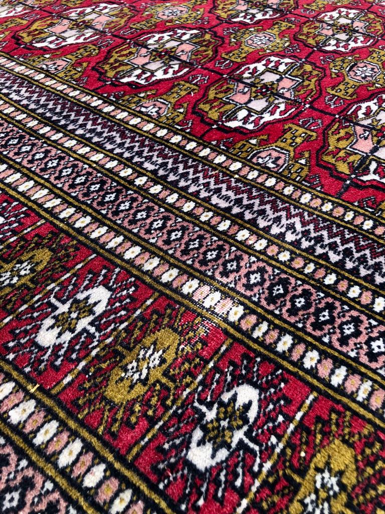 Tapis Pakistanais fait main - 160m x 260cm