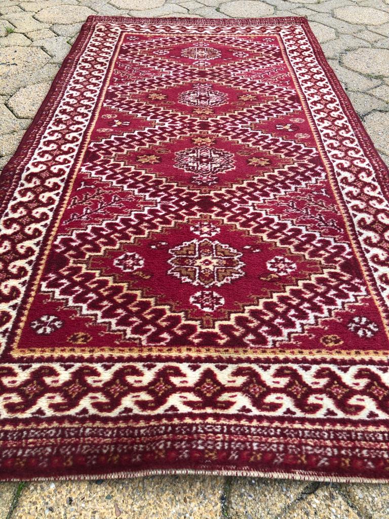 Tapis de style Oriental - 140cm x 70cm