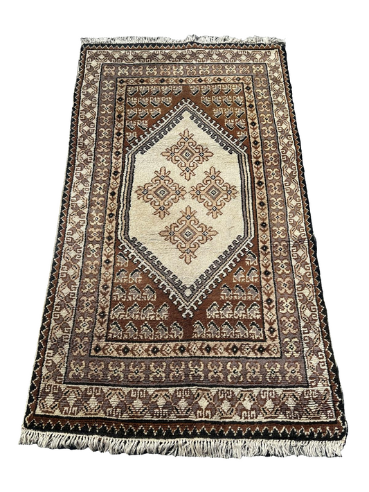 Tapis tunisien fait main