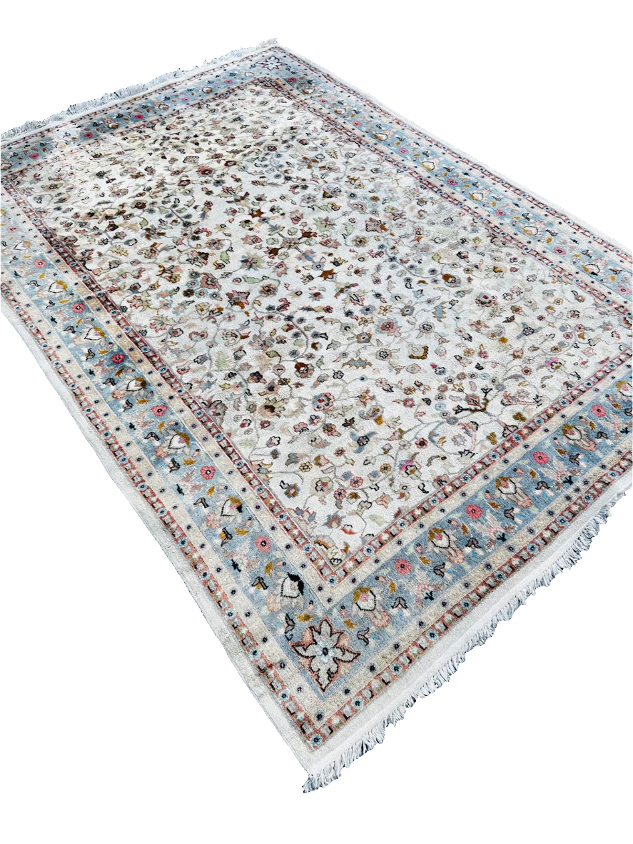 Tapis persan en laine et soie 280 x 190cm