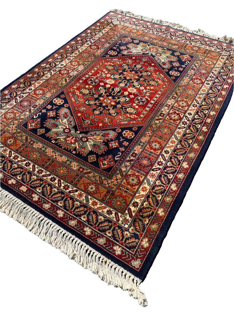 Tapis Oriental en laine 187cm x 122cm