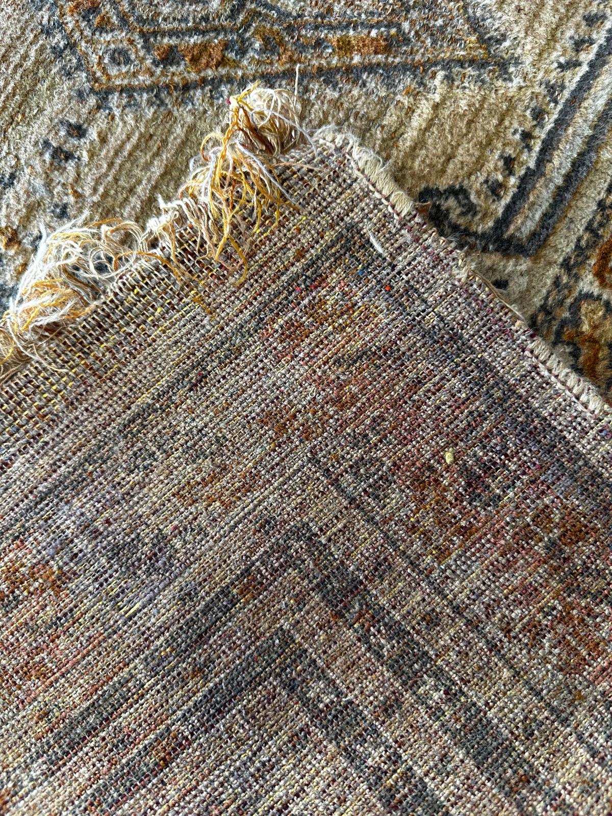 Paire de tapis orientaux carré 115cm x 95cm