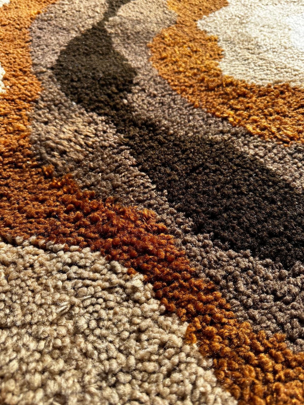 Tapis rond design 210cm de diamètre