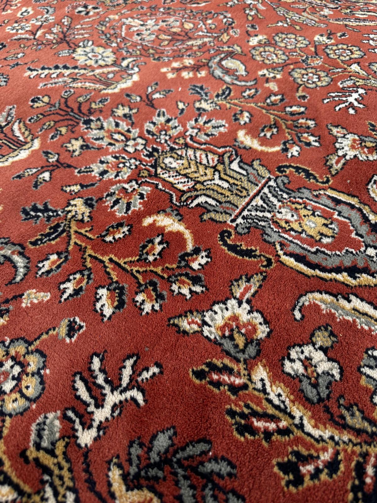 Tapis de style oriental 290cm x 200cm