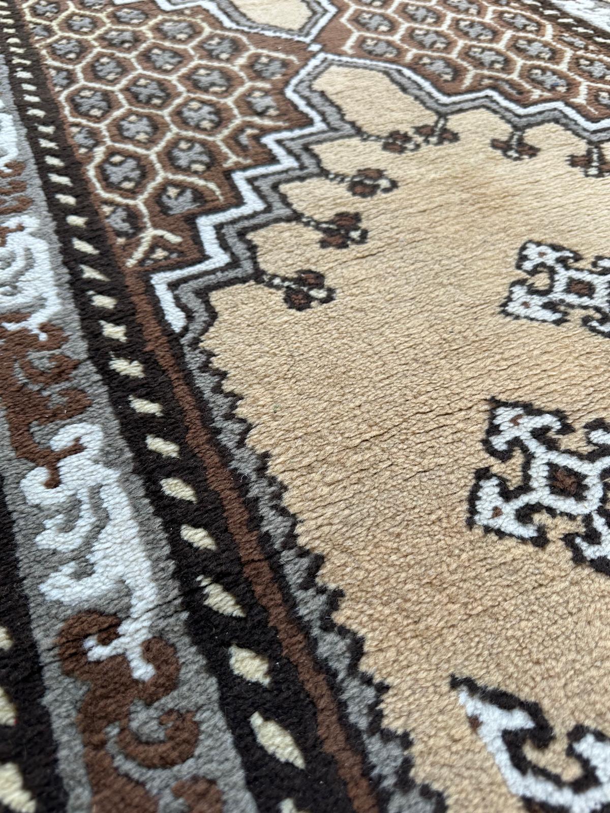 Tapis beige de couloir fait main 4m x 1m