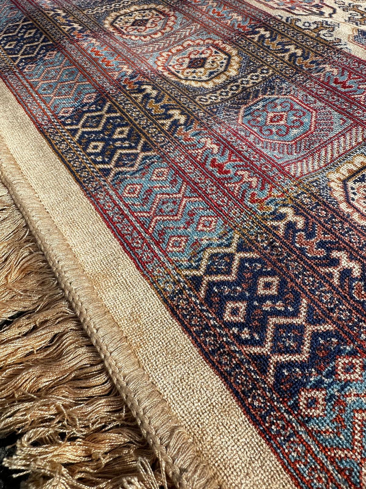 Tapis Oriental 200cm x 140cm