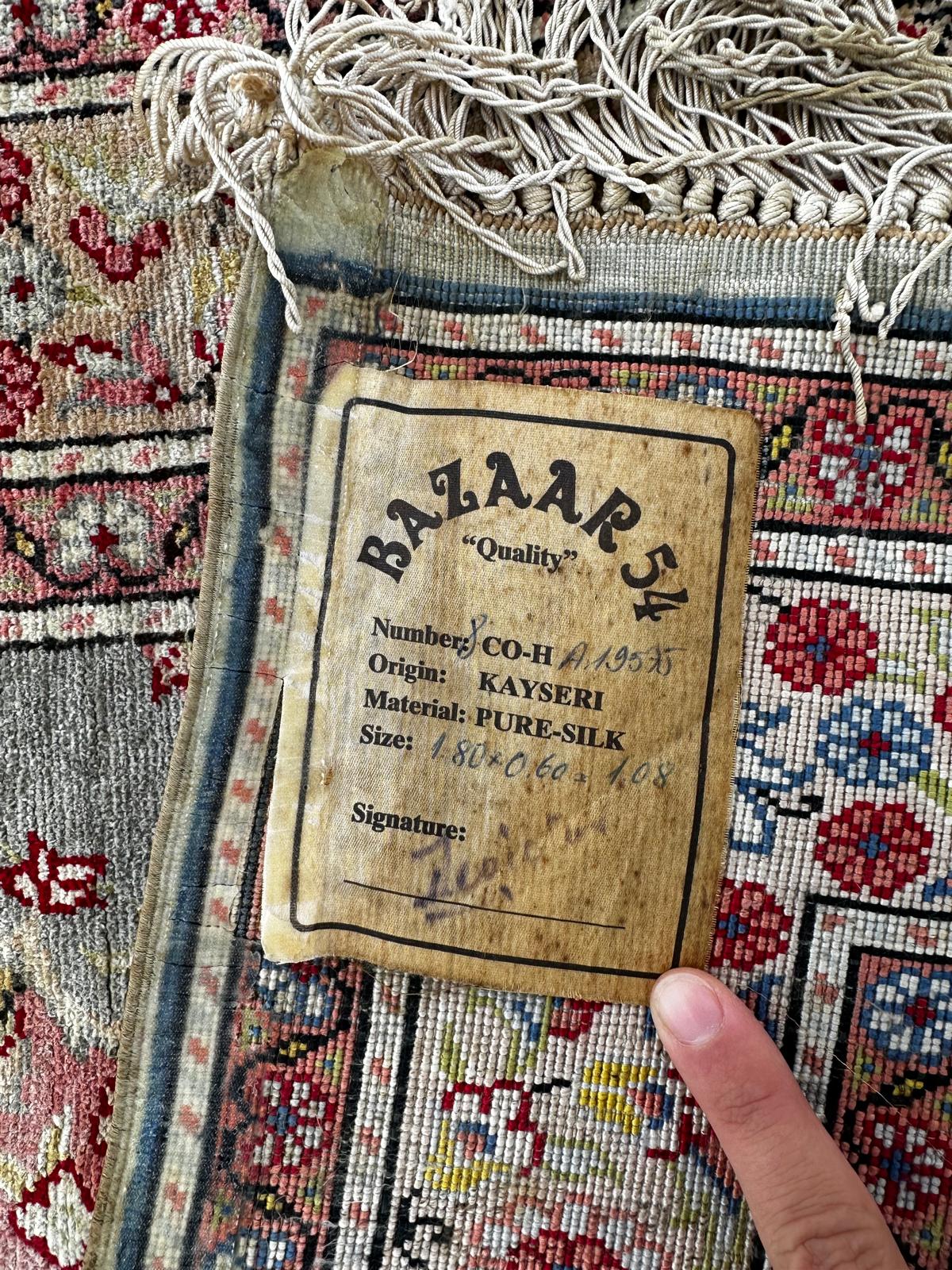 Tapis persan en soie