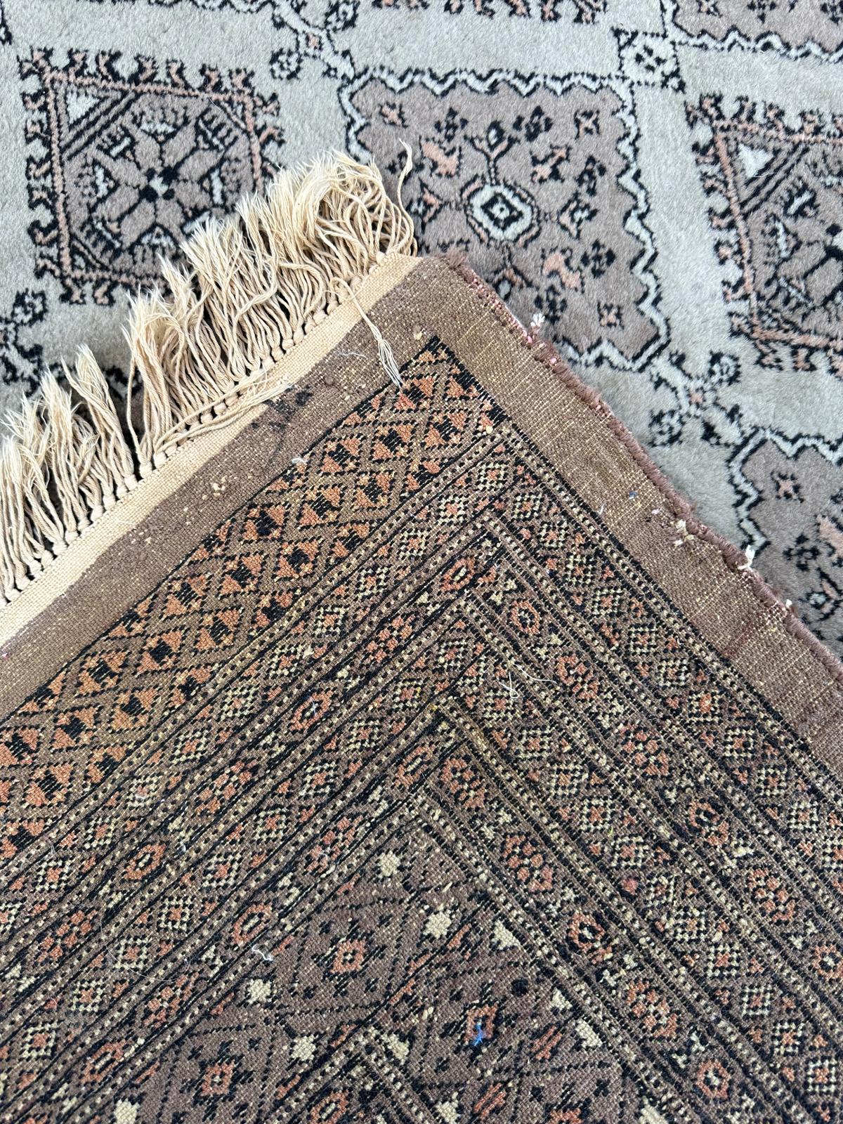 Tapis pakistanais fait main 350cm x 250cm