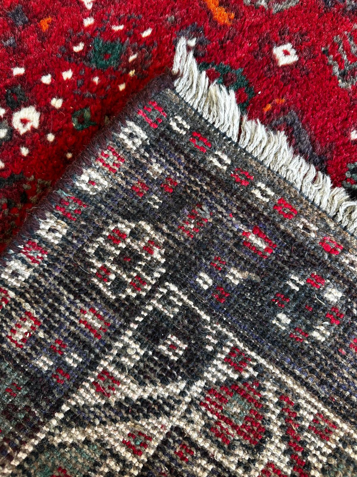 Tapis persan Shiraz fait main 2m x 3m