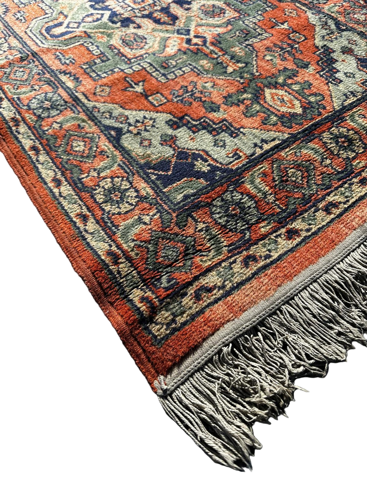 Tapis de style oriental 220cm x 70cm