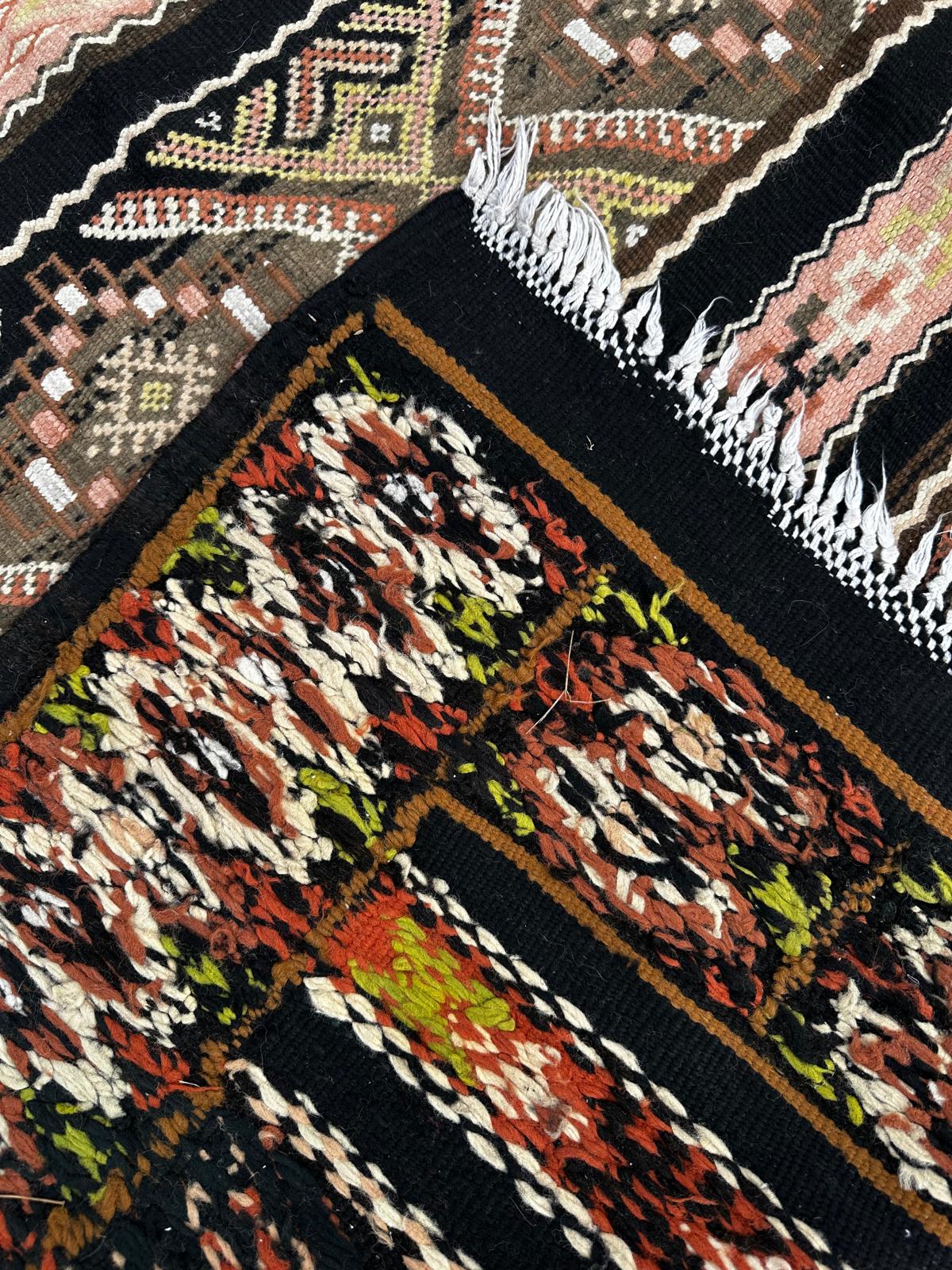 Tapis kilim fait main 240cm x 140cm