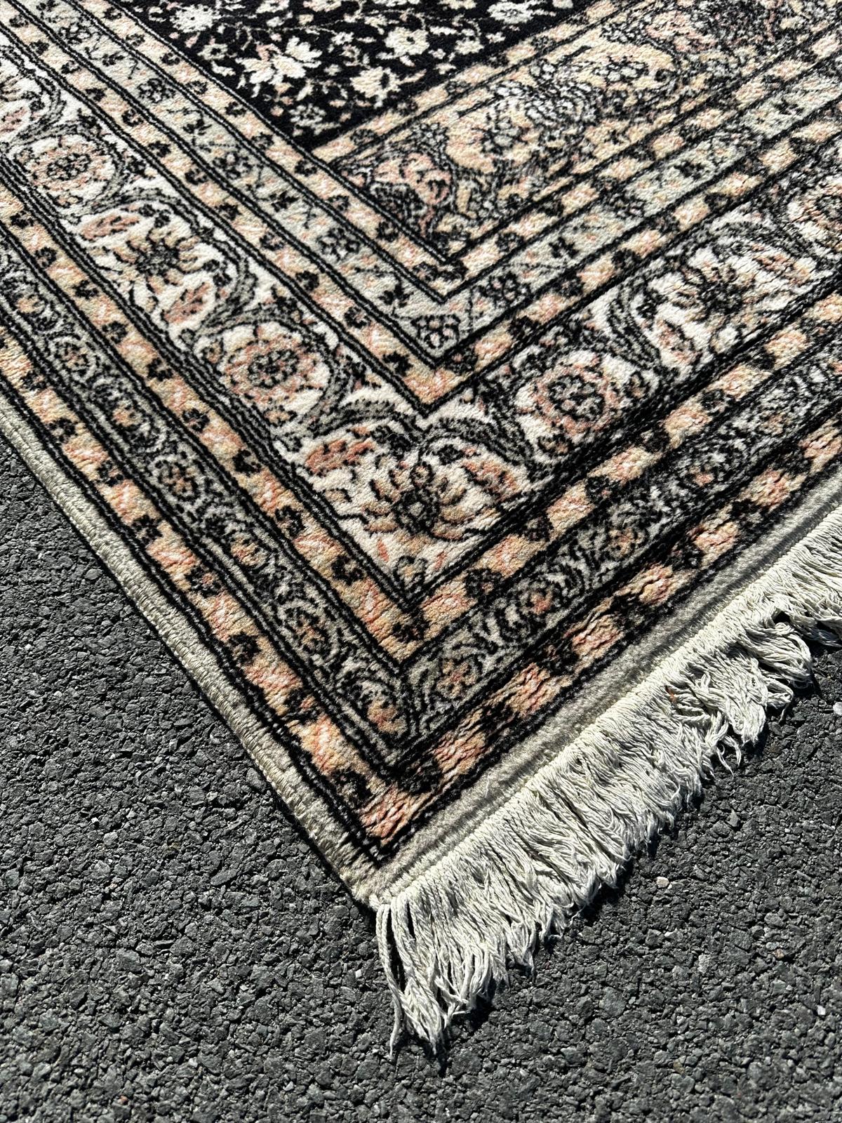 Tapis de style oriental 260 x 160cm