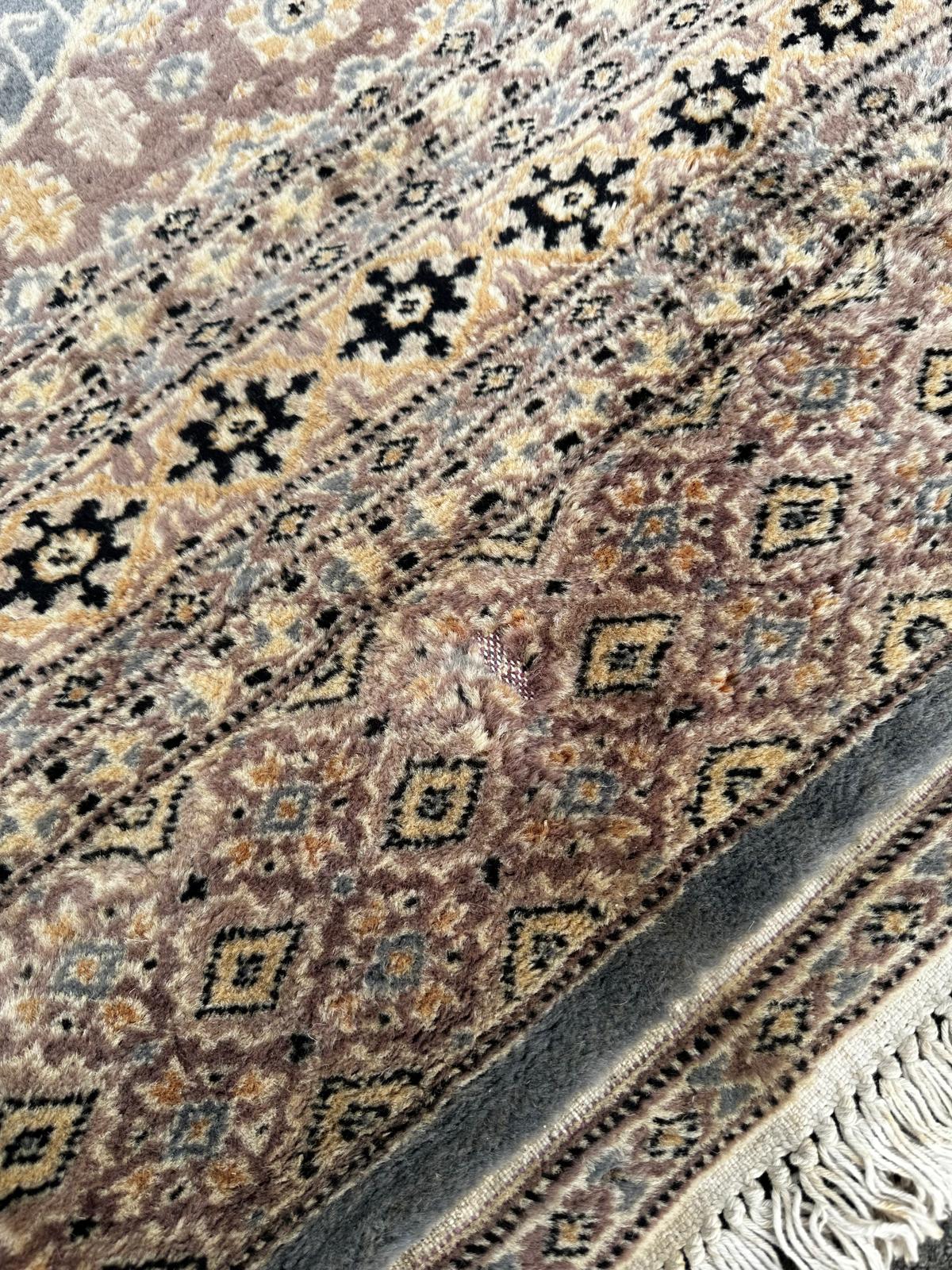 Tapis pakistanais fait main 230cm x 130cm