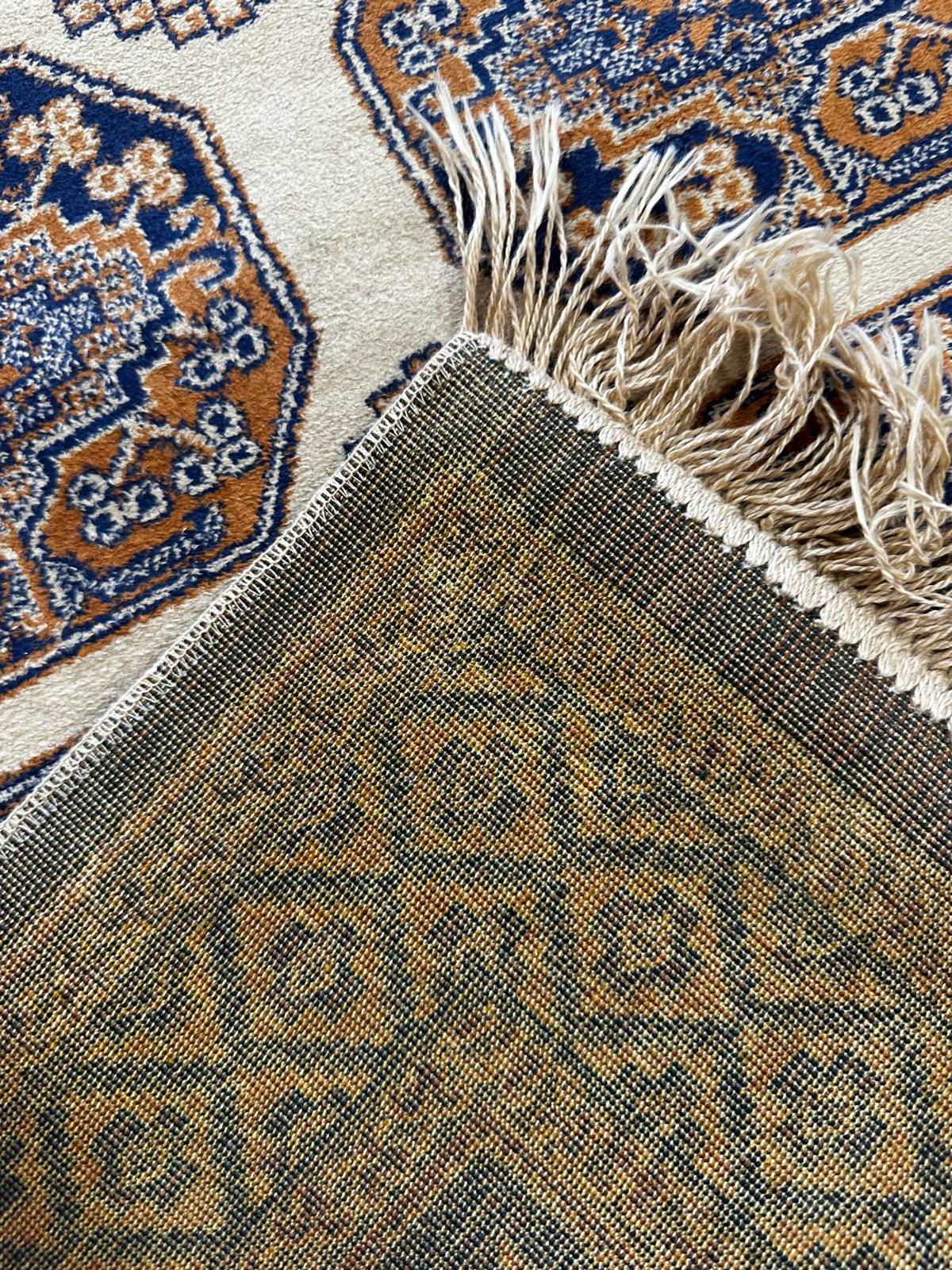 Tapis de style oriental 120cm x 70cm