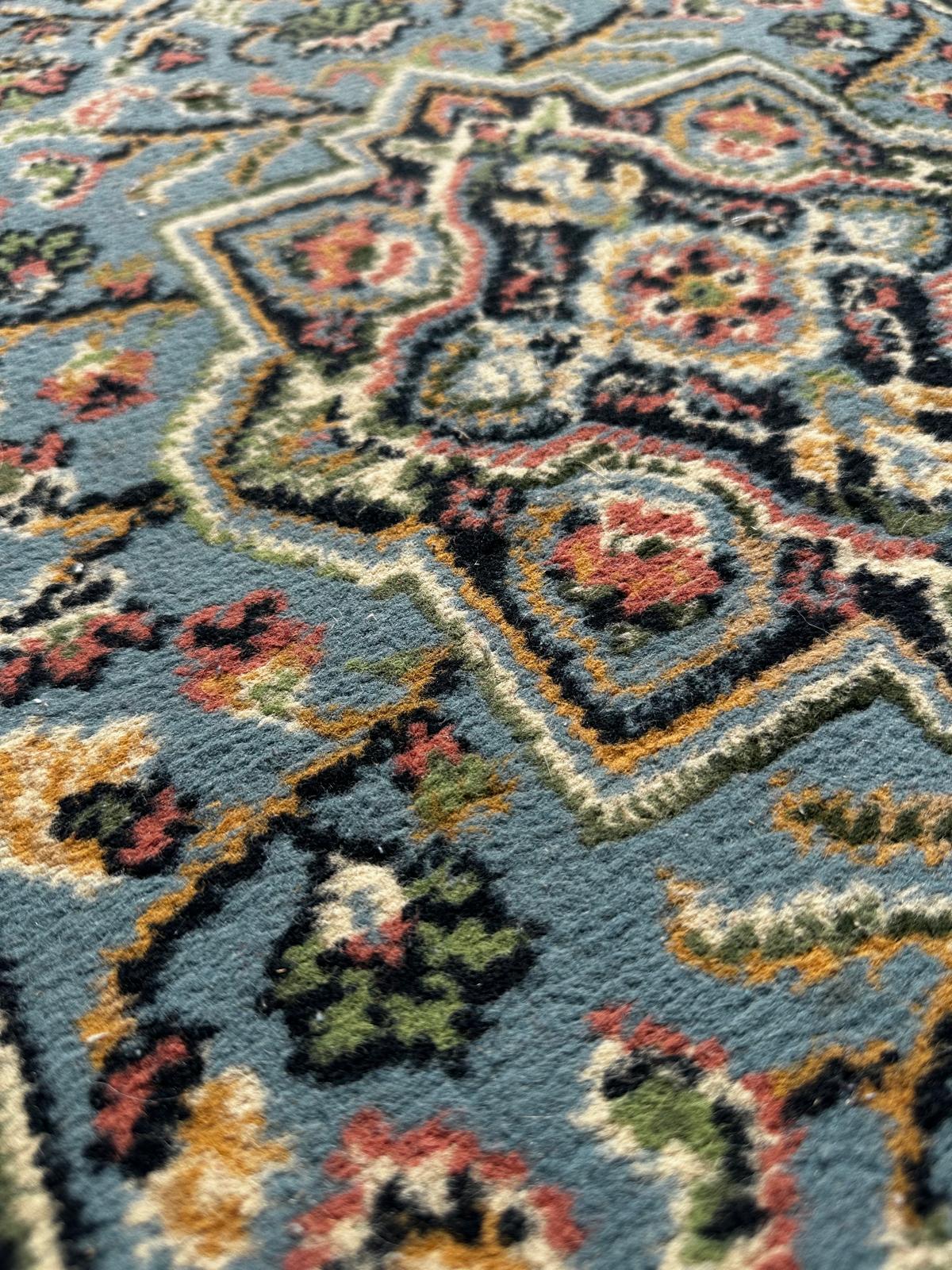 Tapis Oriental 110cm x 60cm