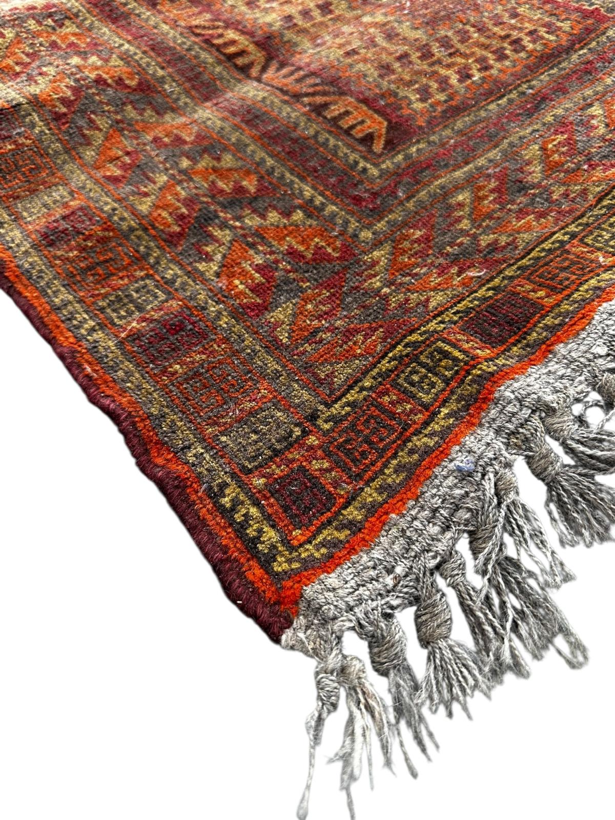 Tapis Turkmène fait main 140cm x 90cm