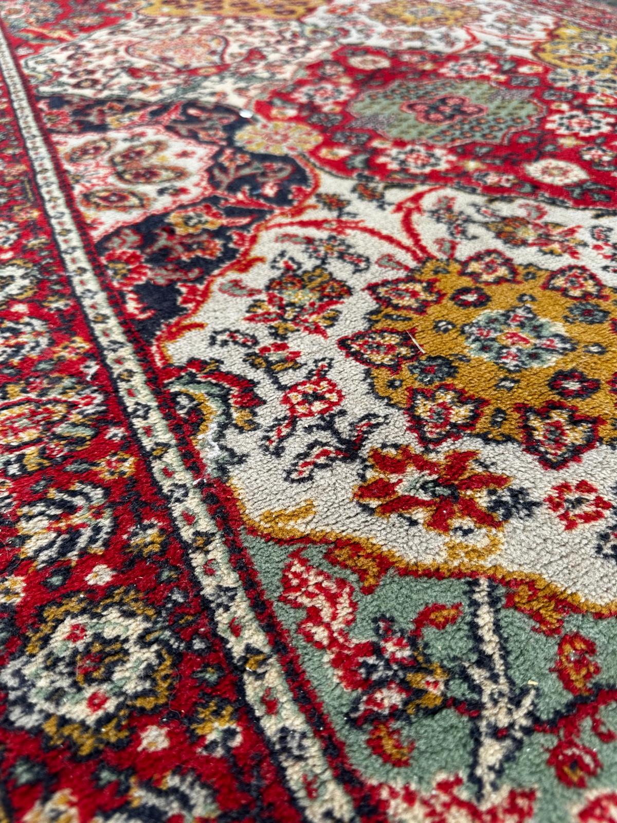 Tapis de style oriental 210cm x 100cm