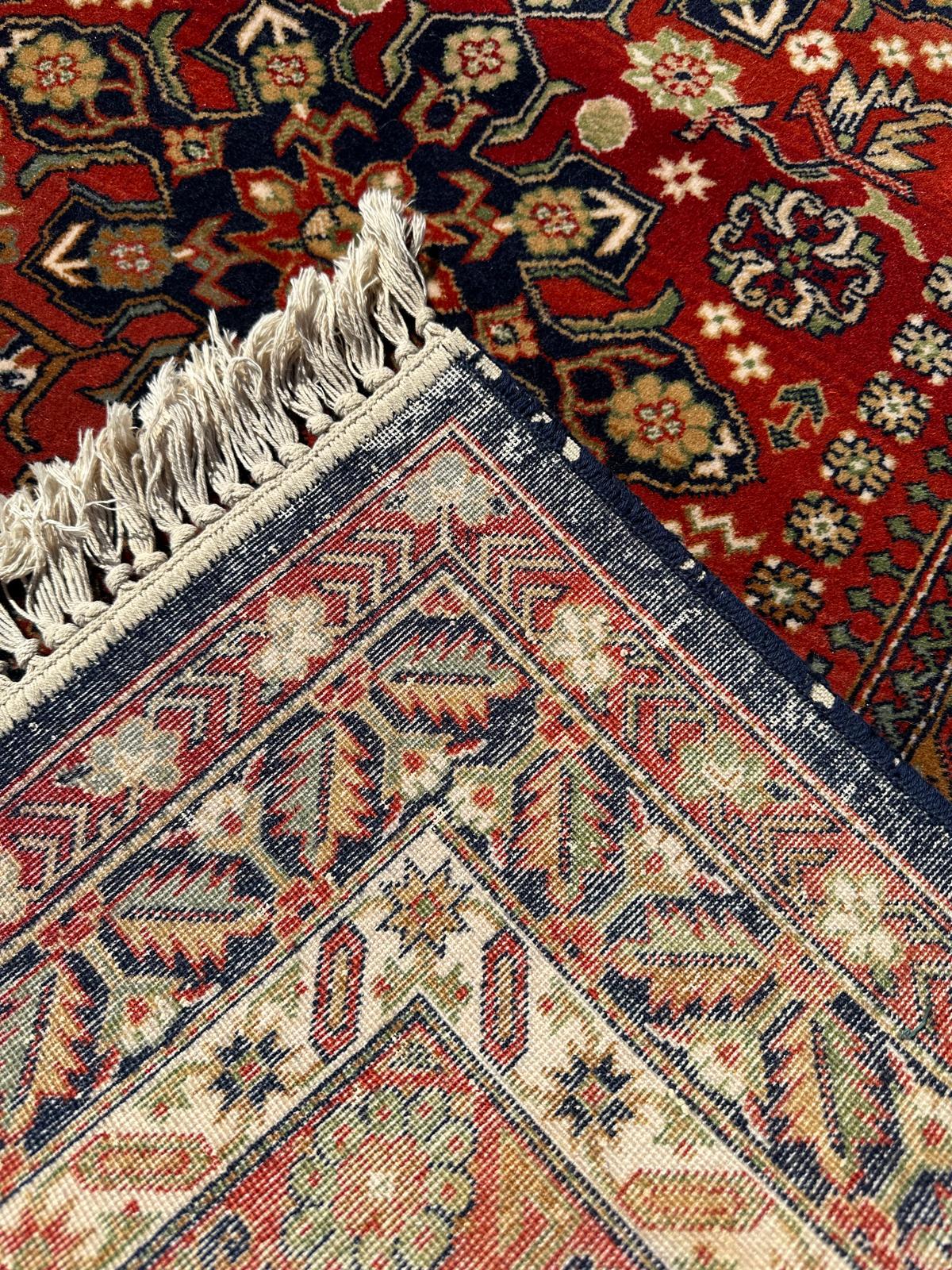 Tapis Oriental en laine 187cm x 122cm