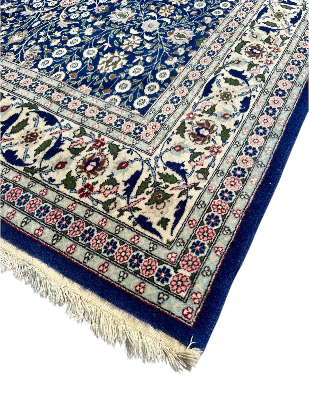 Tapis Hereke "mille fleurs" 342cm x 221cm