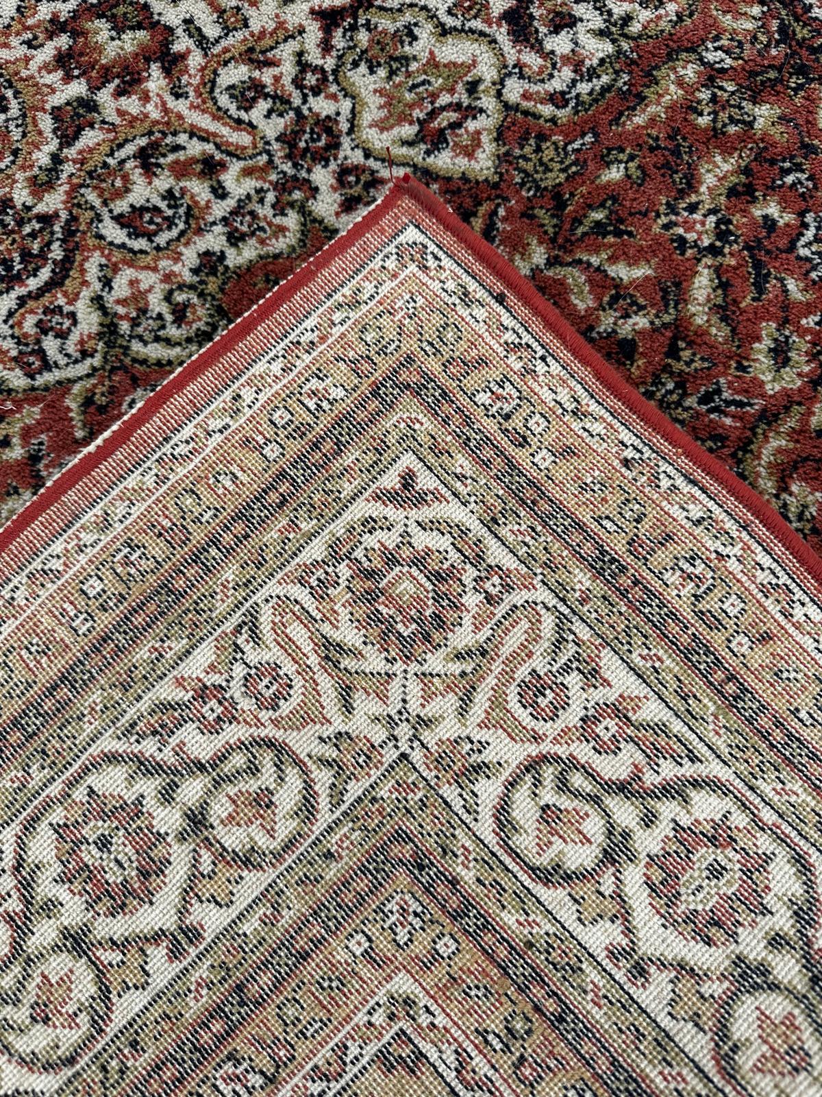 Tapis de style oriental 200cm x 140cm