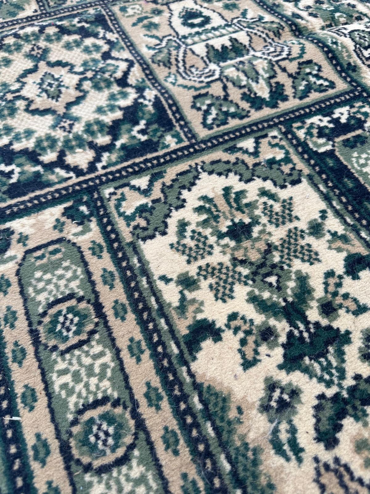 Tapis vintage de style oriental 135cmx 76cm