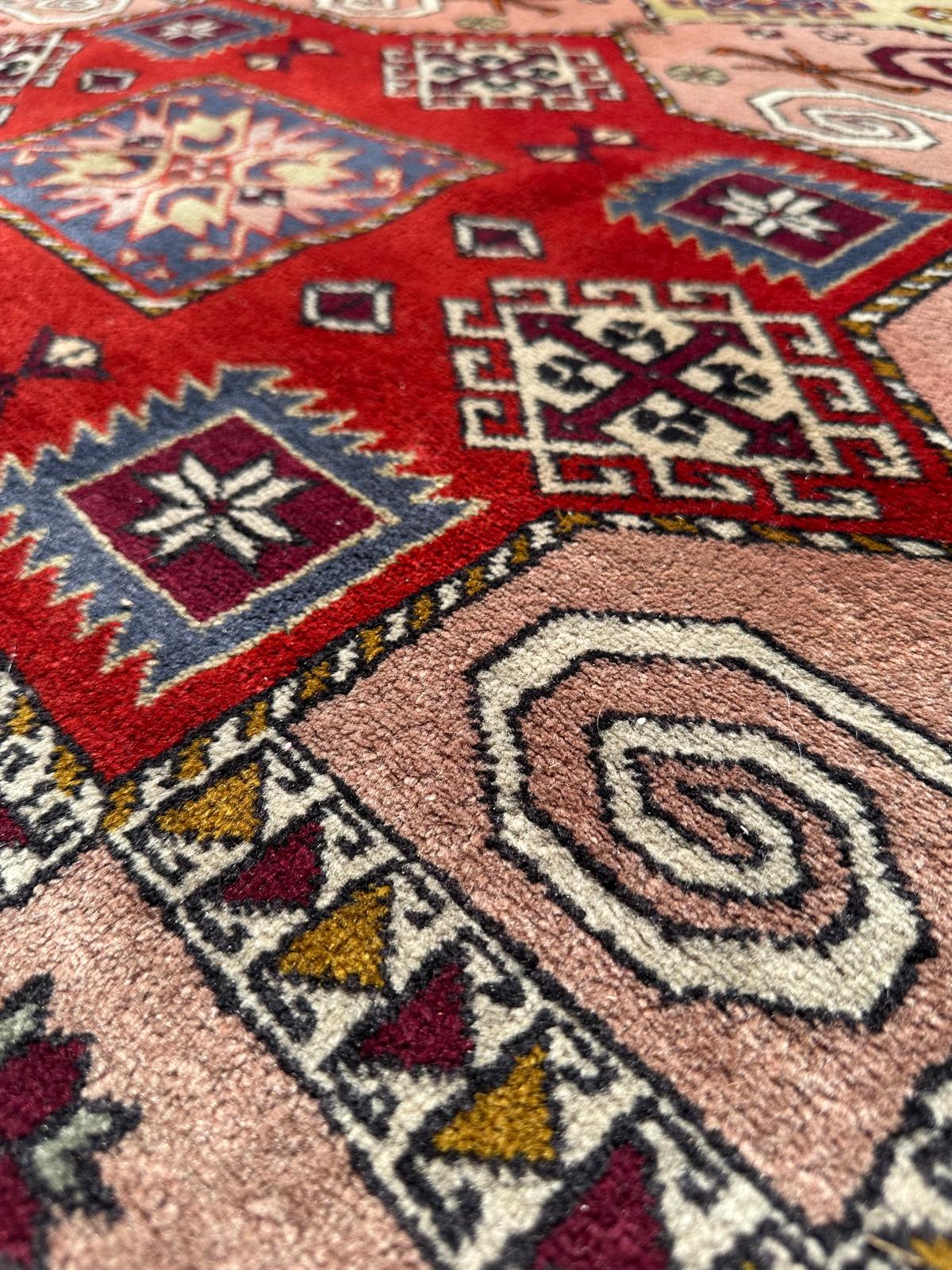 Tapis turc fait main 230cm x 160cm