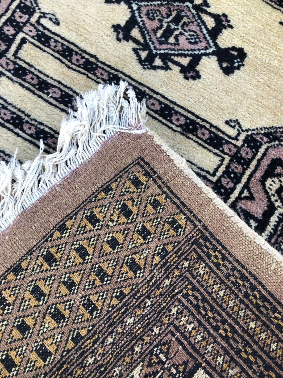Tapis Pakistanais fait main - 160cm x 94cm
