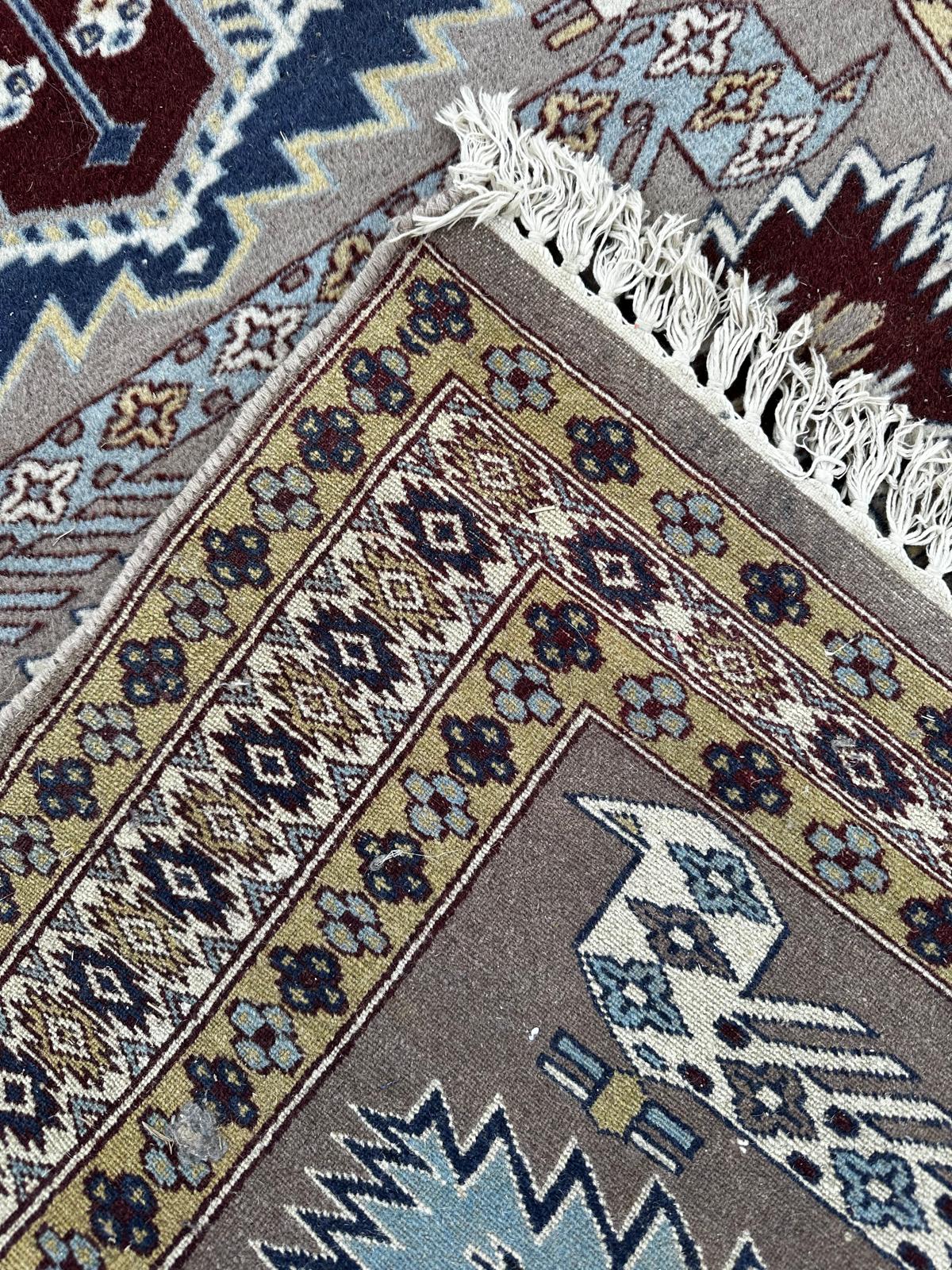 Tapis persan fait main 160cm x 90cm