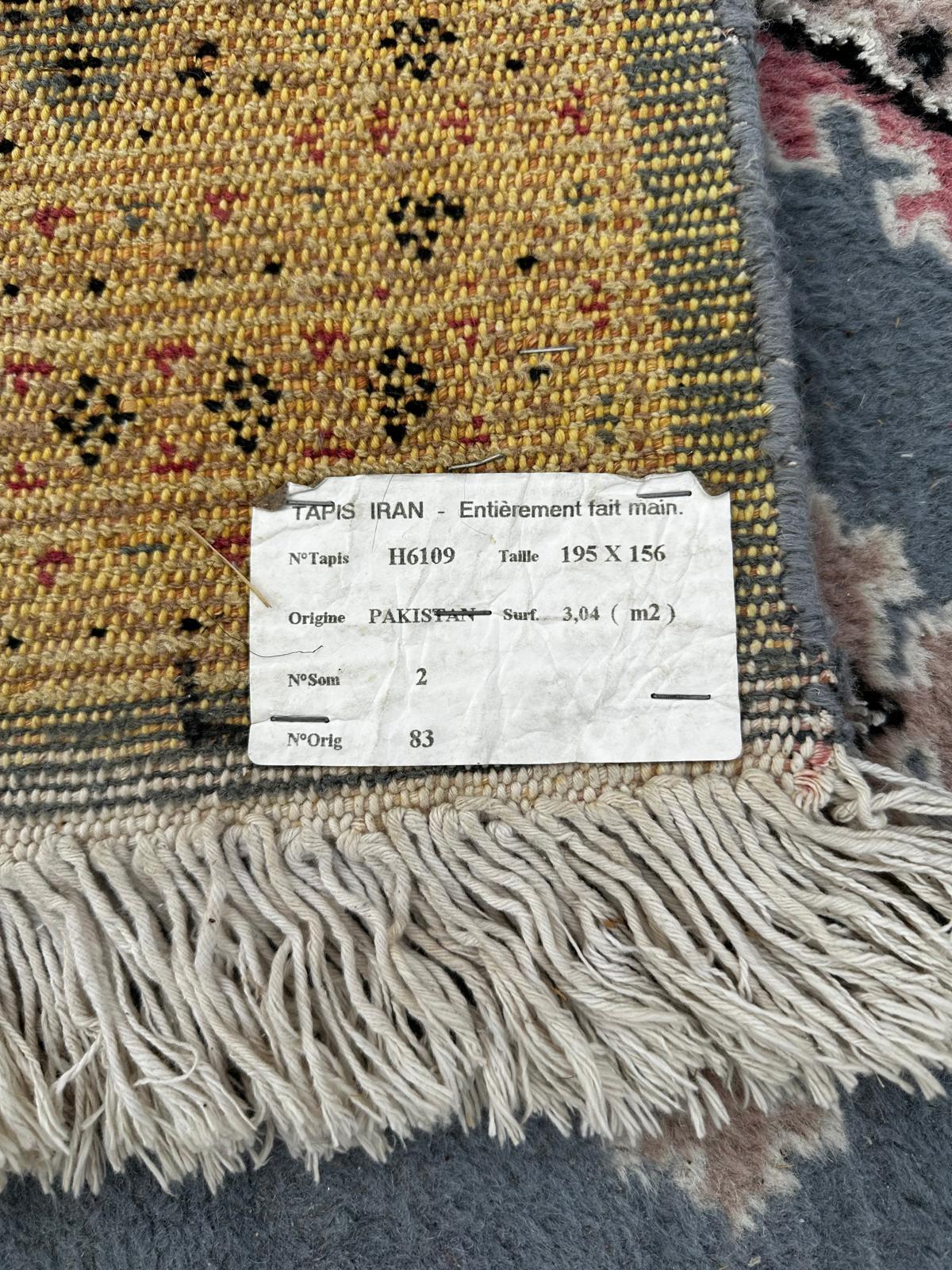 Tapis pakistanais fait main 190cm x 130cm