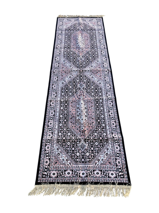 Tapis de style oriental 230cm x 68cm