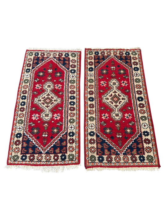 Paire de tapis persan 1,3m x 0,6m