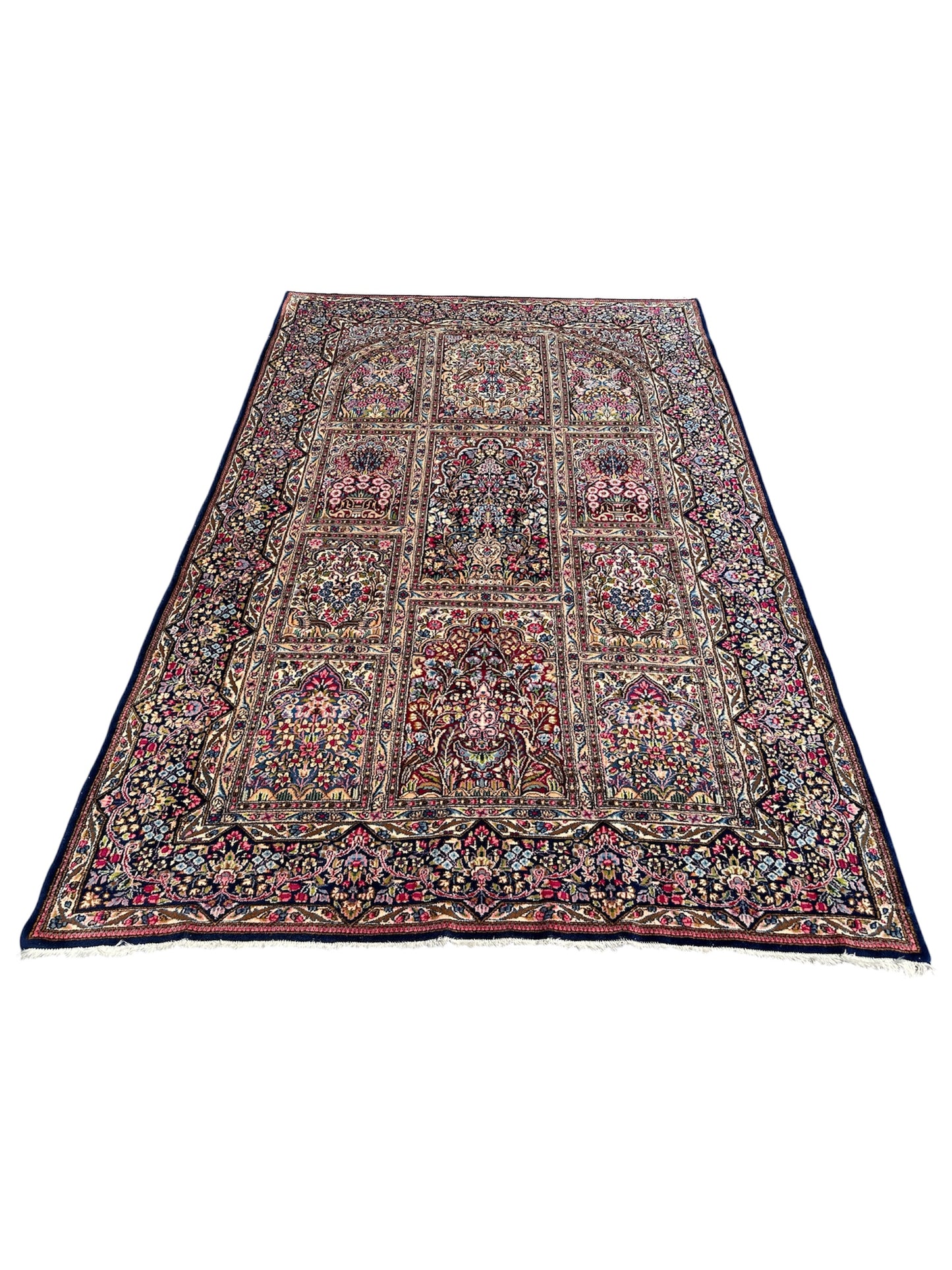 Grand tapis persan fait main 2m x 3m