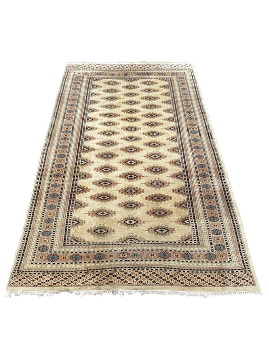 Tapis pakistanais fait main 255cm x 156cm