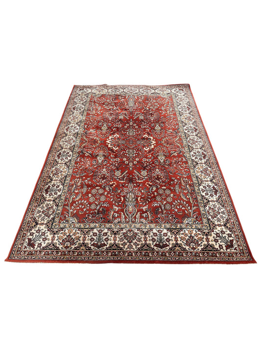 Tapis de style oriental 290cm x 200cm