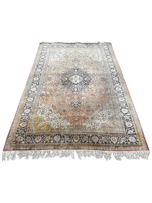 Tapis turc en soie 280cm x 180cm