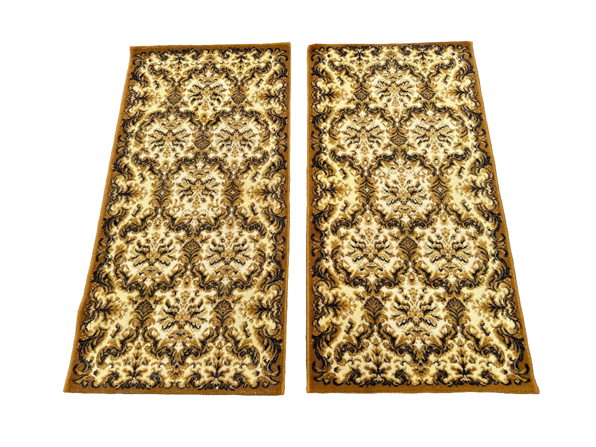 Paire de tapis de style oriental 136cm x 69cm