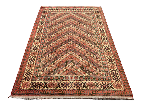 Tapis de style oriental 280cm x 193cm