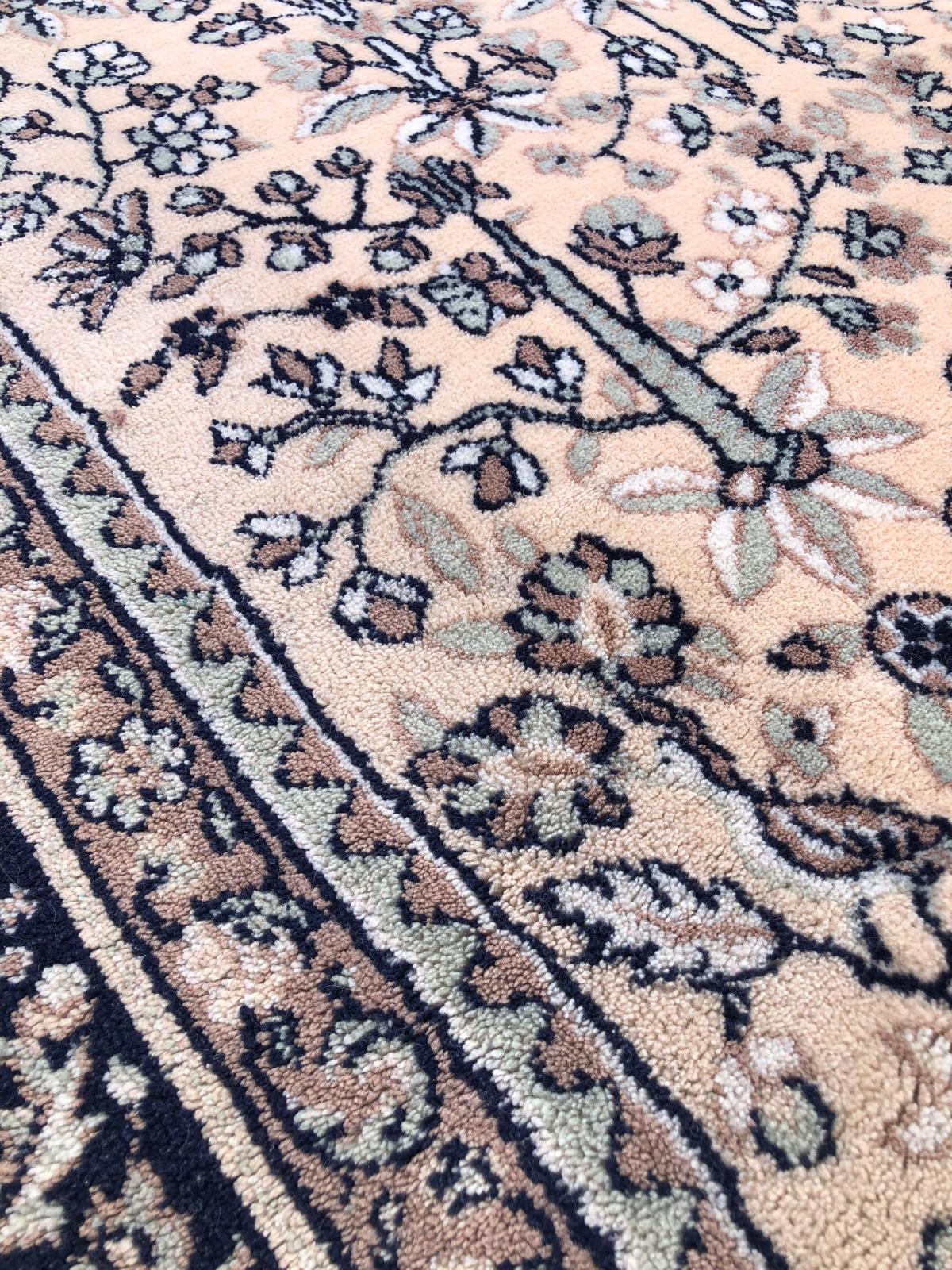 Tapis de style Oriental - 193cm x 140cm