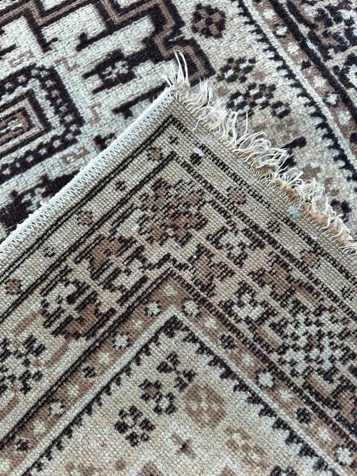Tapis de style oriental 70cm x 170cm