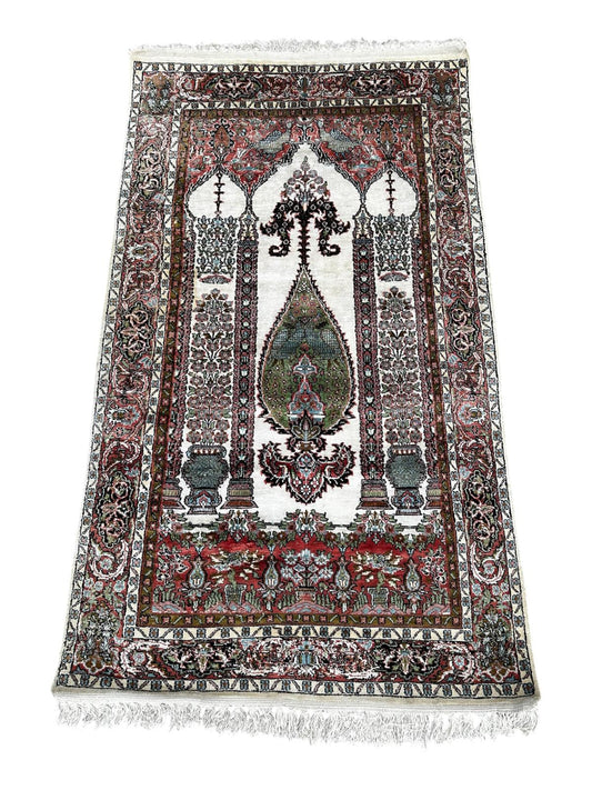 Tapis turc en soie 160cm x 90cm