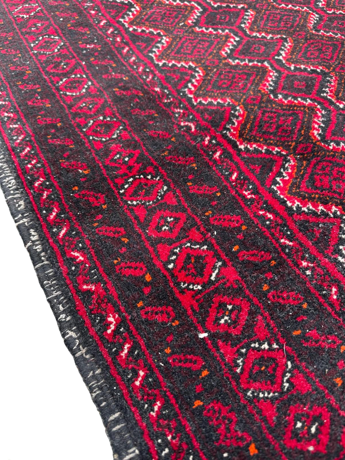 Tapis persan fait main 205cm x 105cm