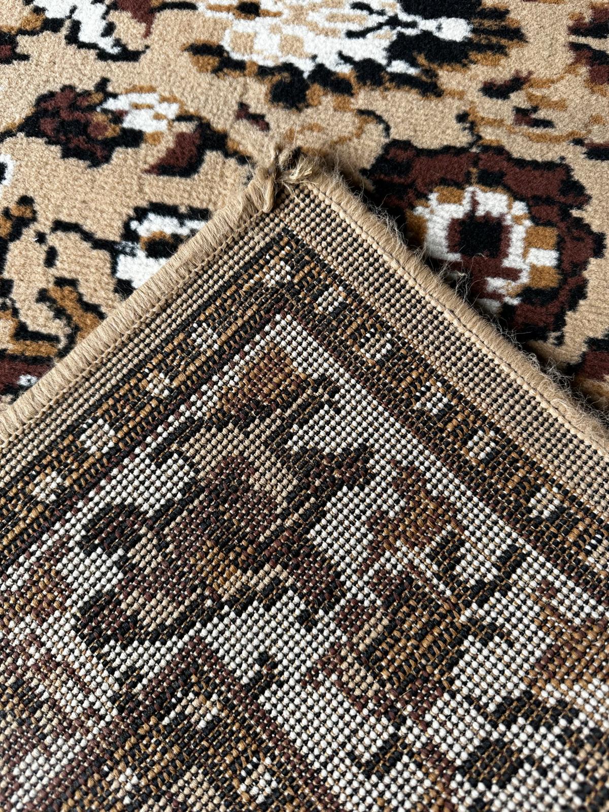 Tapis de style oriental 120cm x 170cm