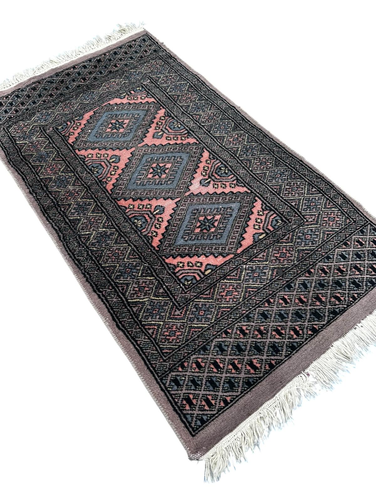Tapis persan fait main 1m x 60cm