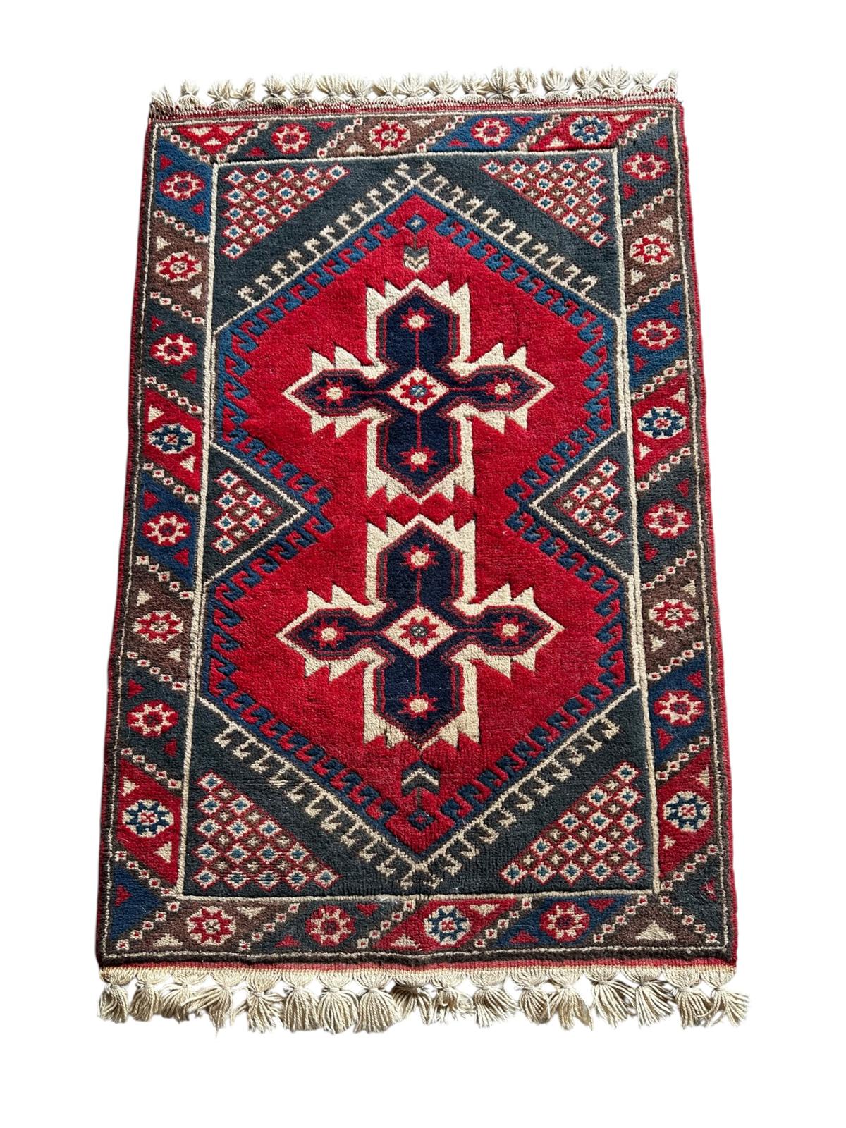 Tapis turc fait main 120cm x 80cm