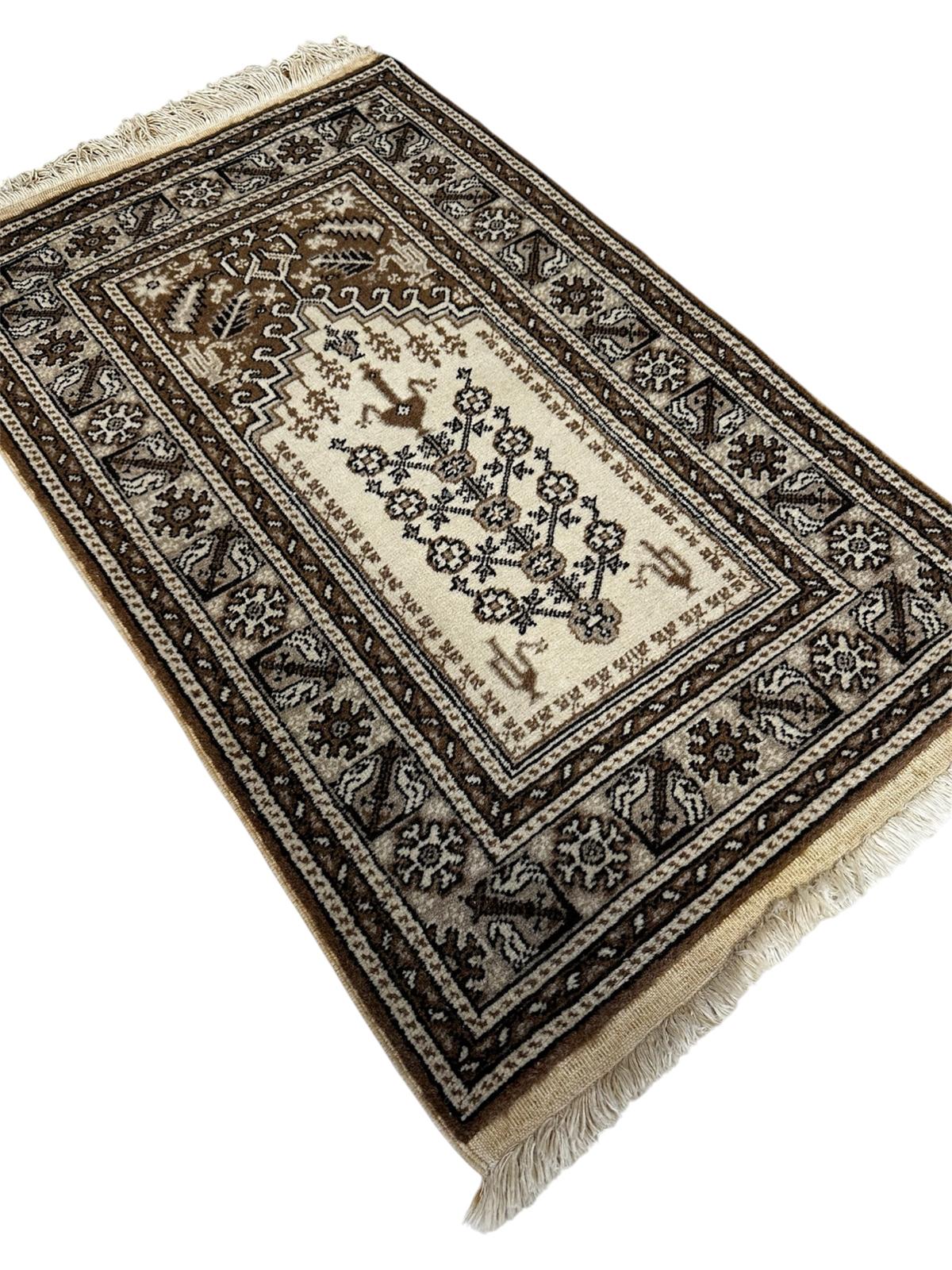 Tapis turc fait à la main 110cm x 60cm