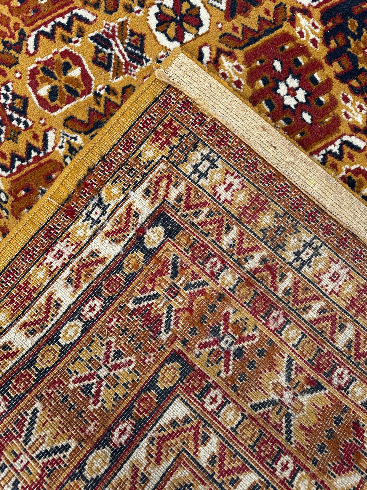 Tapis de style oriental 220cm x 170cm