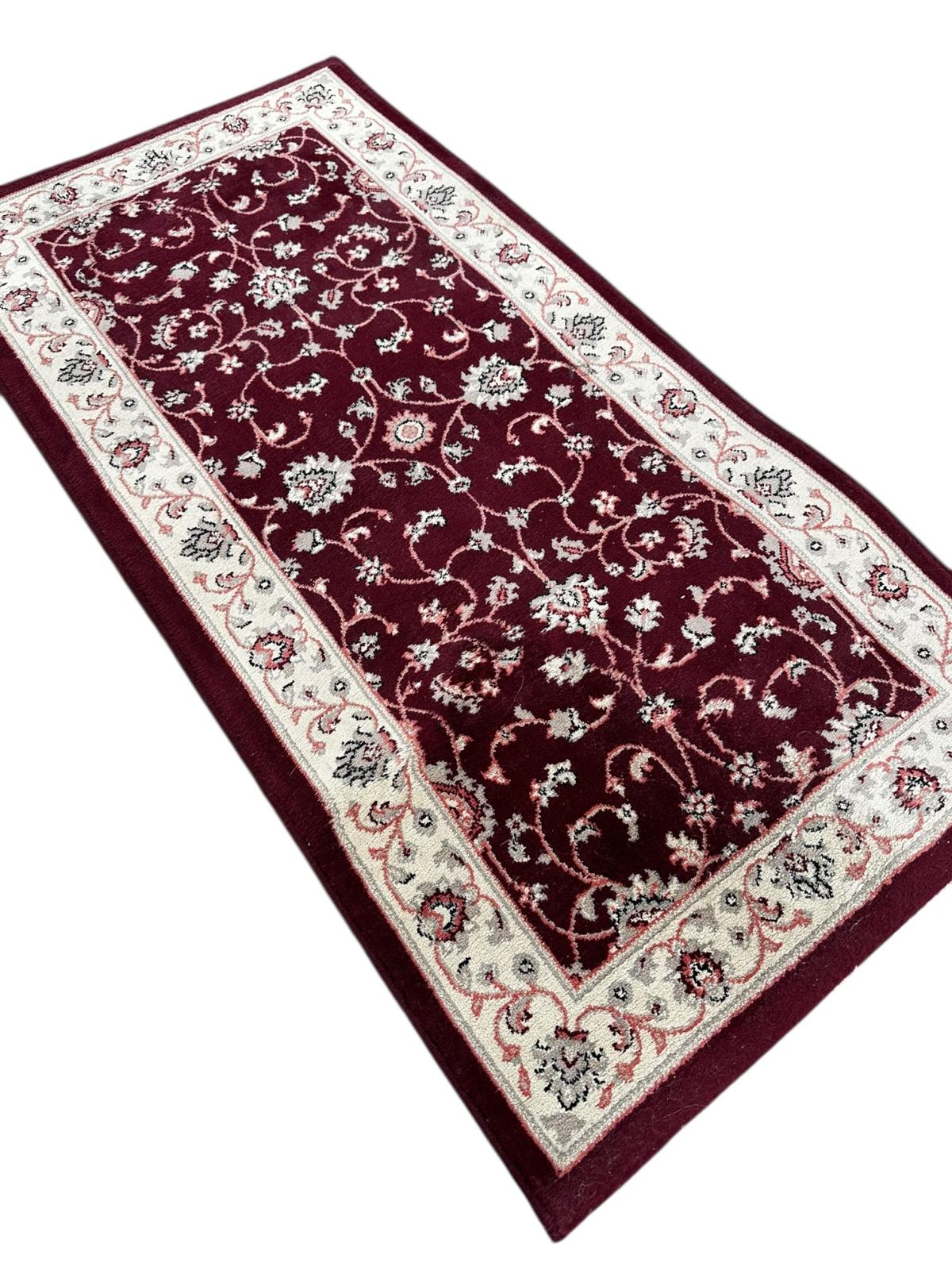 Tapis de style oriental 120cm x 60cm