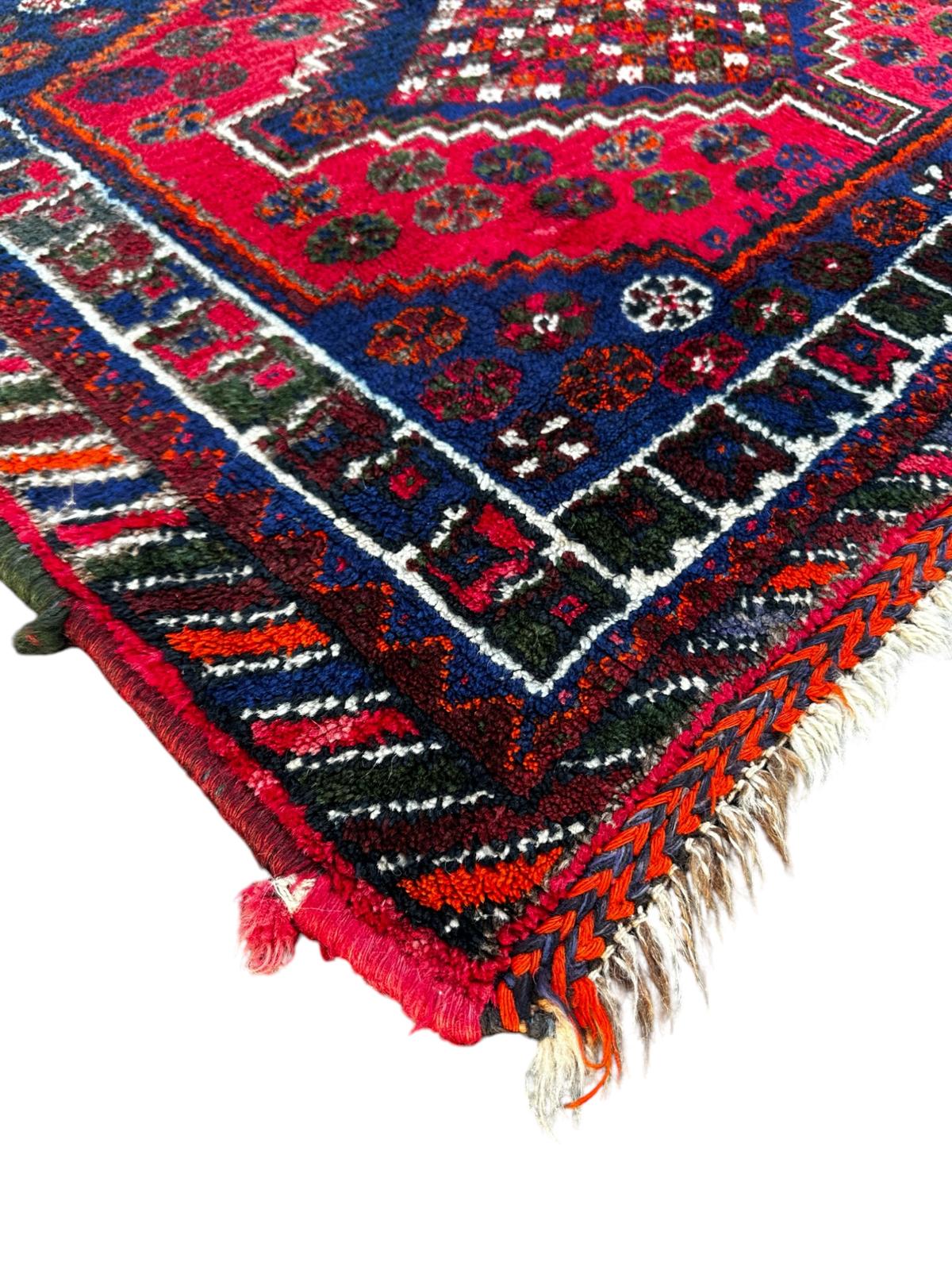 Tapis persan fait main 120cm x 190cm