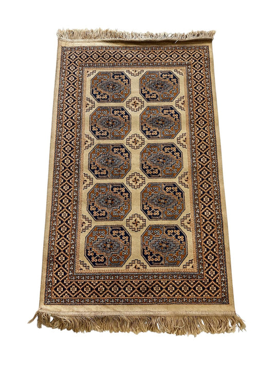 Tapis de style oriental 120cm x 70cm